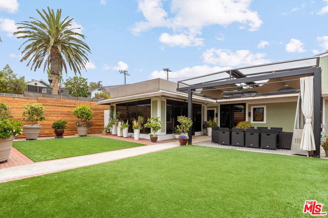 516 1/2 Hill St 2BR Santa Monica La