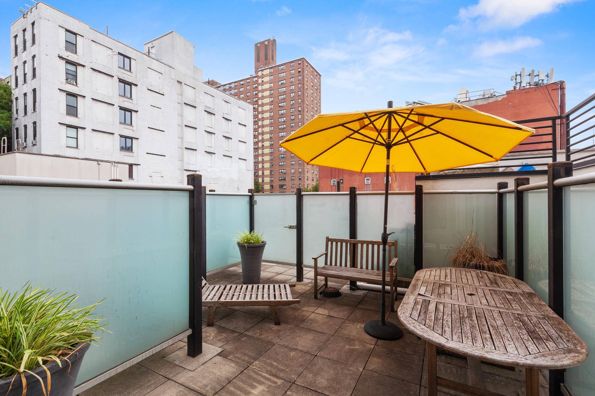 Introducing 78 Ridge Street 2E an immaculate 1 BR with a home office den as well as a massive private terrace !