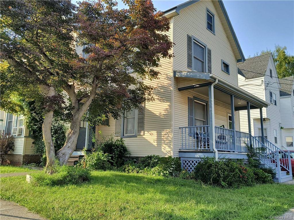 Sweet Victorian on quiet side street will quickly delight you !