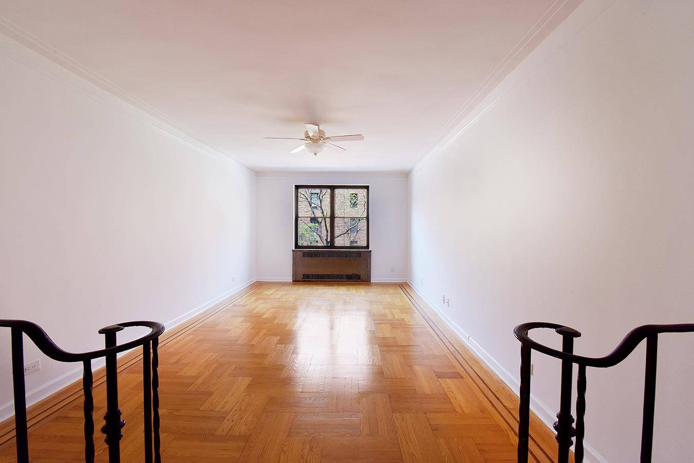 Very Spacious Two Bedroom Two Bath in Prime Inwood LocationBeautiful space.