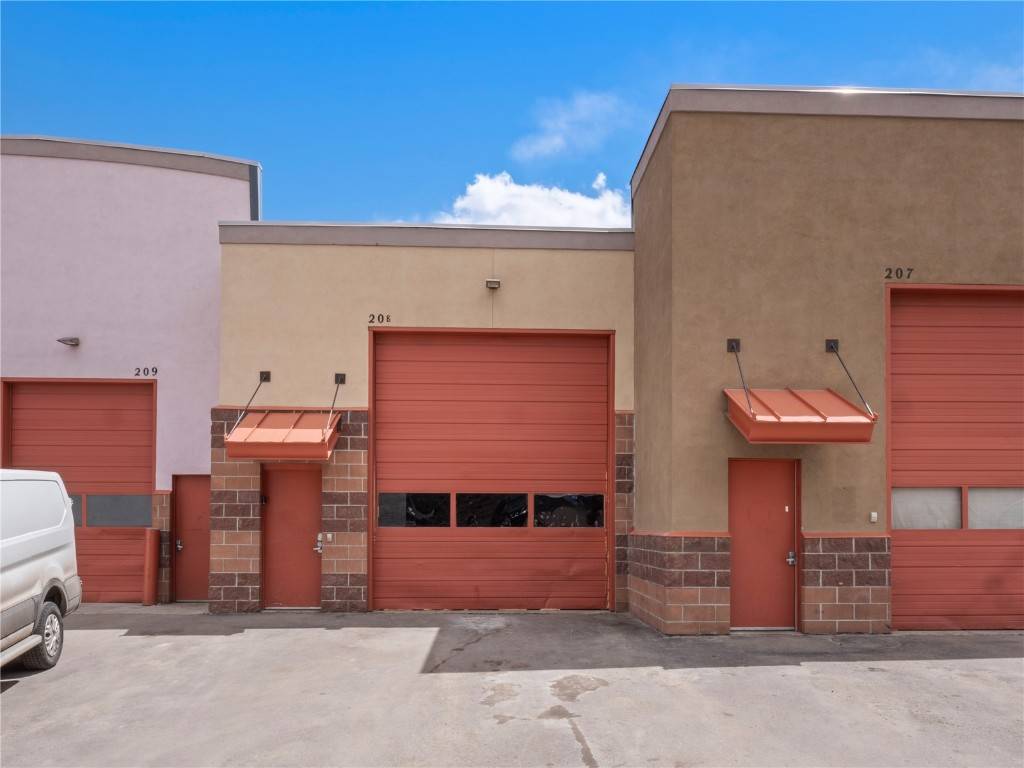 Prime warehouse space in a very accessible Silverthorne location, just off I 70.