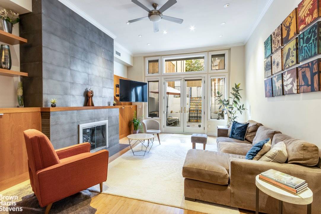 Located on a quiet residential block in Murray Hill, 236 East 30th Street is a handsome and beautifully maintained home.