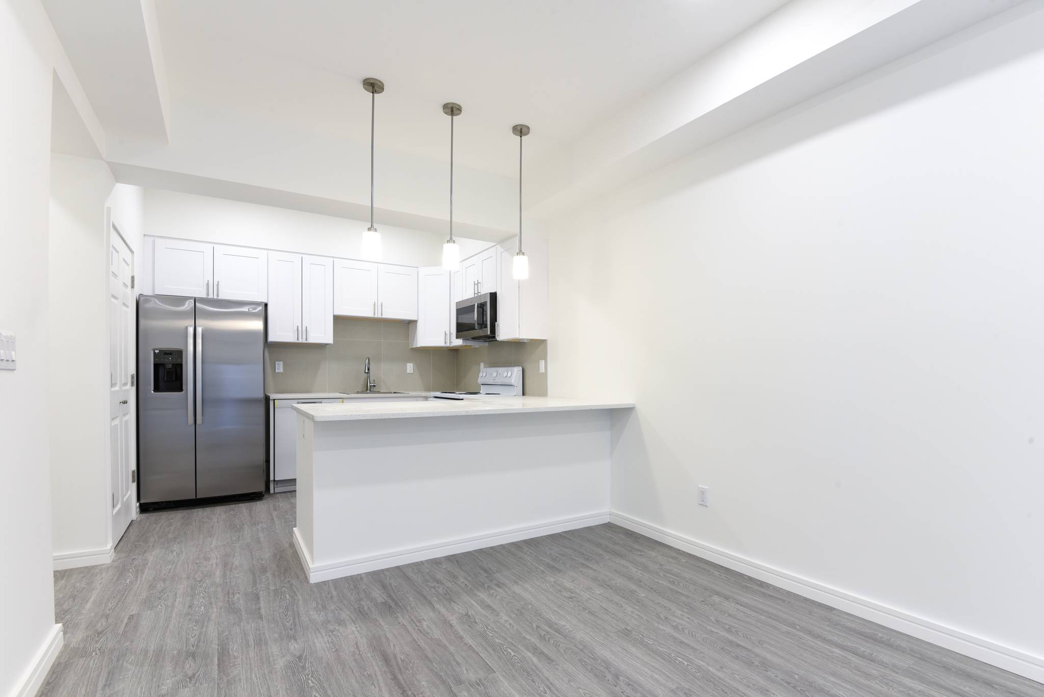 Newly constructed 3 bed 2 bath apartment in the heart of Greenpoint.