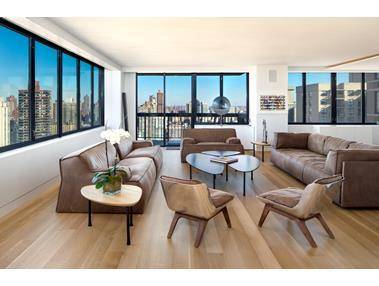 422 East 72nd Street is a masterpiece creation of over 3500 Sqft.