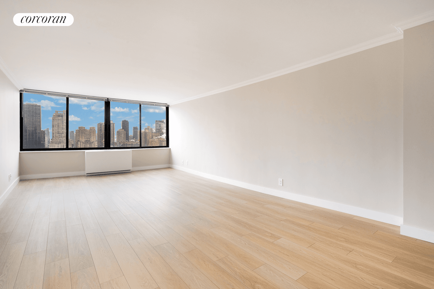 High floor one bedroom apartment with spectacular open Central Park view.