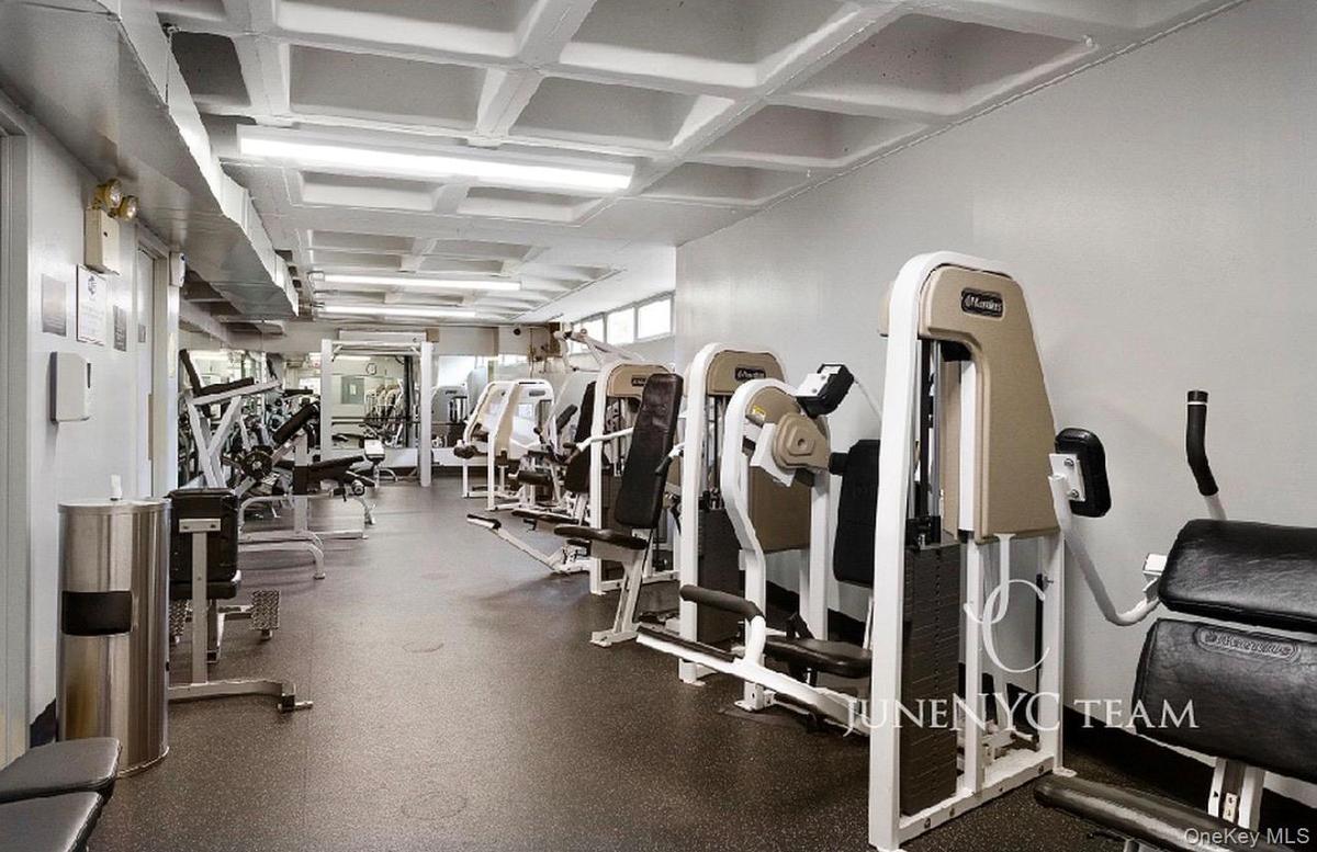 Two Spacious Fitness RoomsEnjoy two large on-site fitness rooms equipped with a variety of cardio and strength-training equipment—convenient for maint
