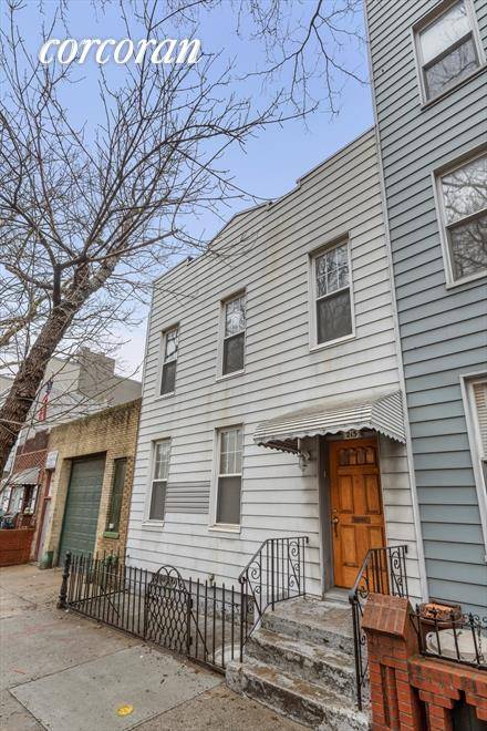 Welcome to 215 Frost St, a two family townhouse located in between BrooklynA s Williamsburg and Greenpoint neighborhoods.
