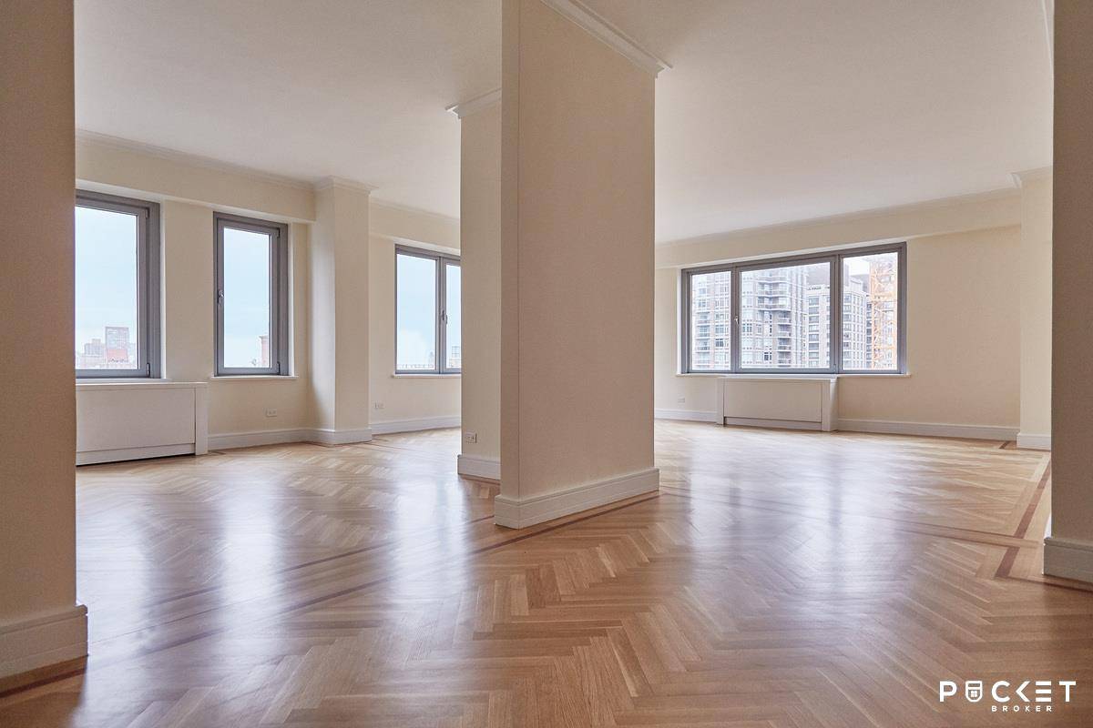 Welcome to 200 East 62nd Street a brand new, full service condo building, with excellent amenities new finishes, views and light in an A beautiful and convenient location.