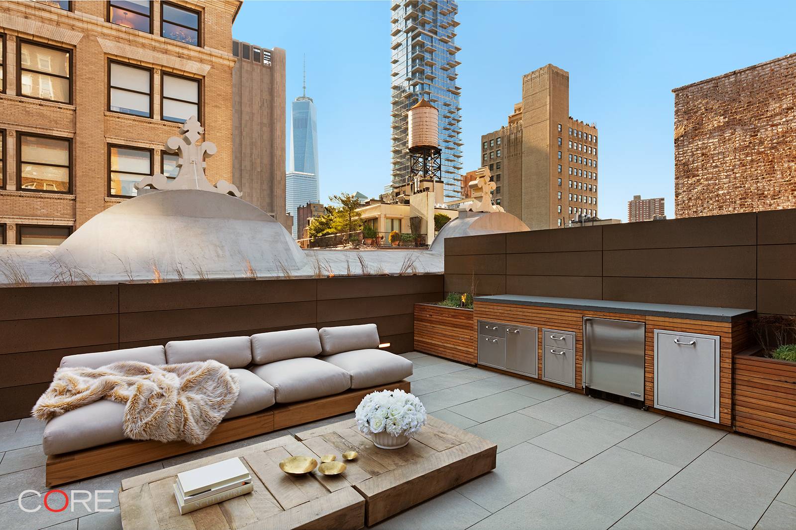 The trophy atop downtown's smartest and most environmentally conscious boutique condominium, this duplex penthouse offers 3, 078 square feet of living space and over 727 square feet of private terraces ...