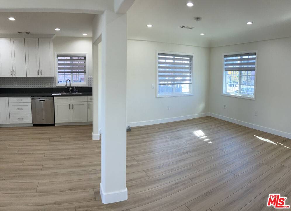 1270  S Bronson Ave 3BR La