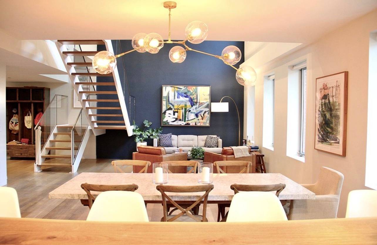 Incredible space with the perfect layout combined with modernism and stunning double height ceilings.