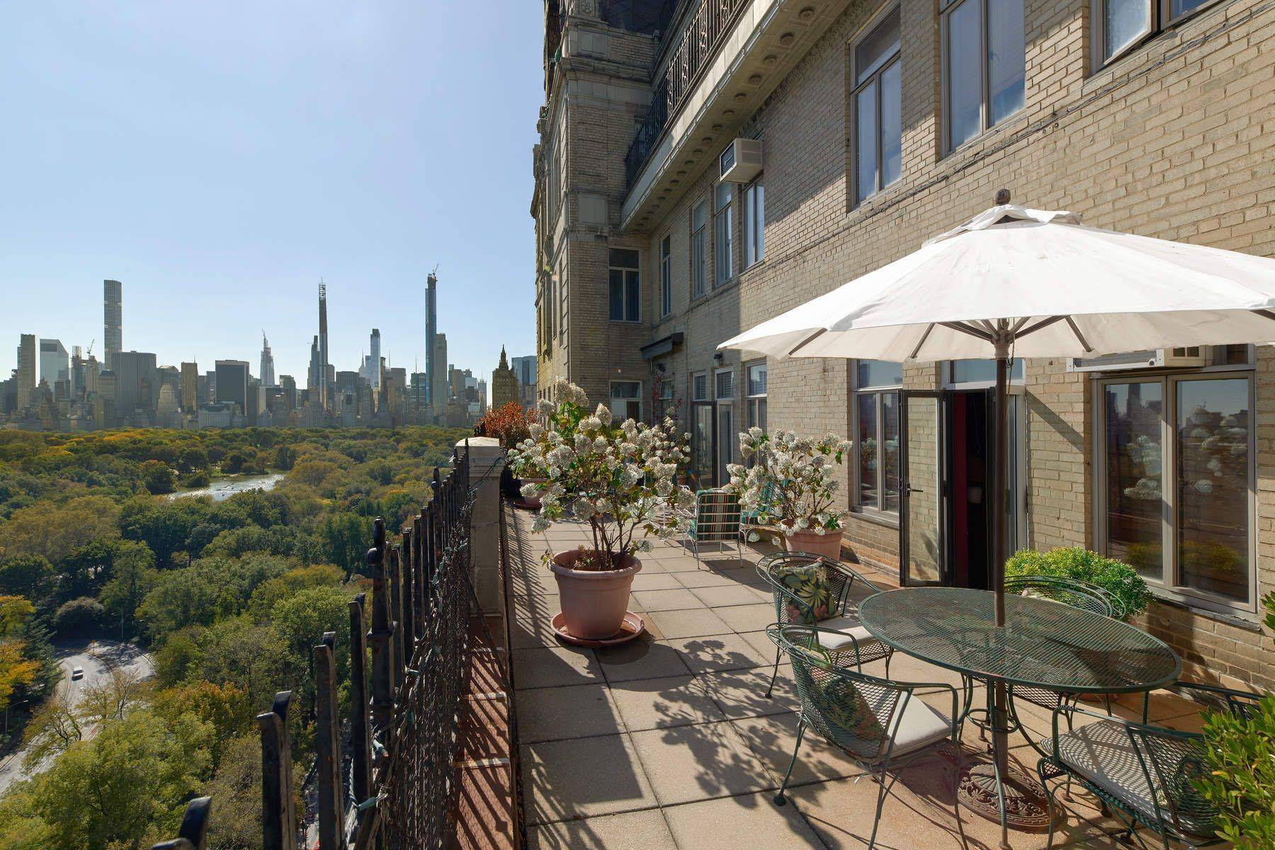 Breathtaking Views Terraced Duplex 211 CPW Home to one of Manhattan's best terraces facing Central Park, this five bedroom terraced duplex at the Beresford is being offered for the first ...