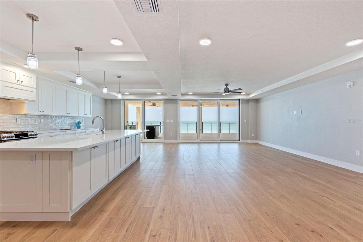 Kitchen/Living