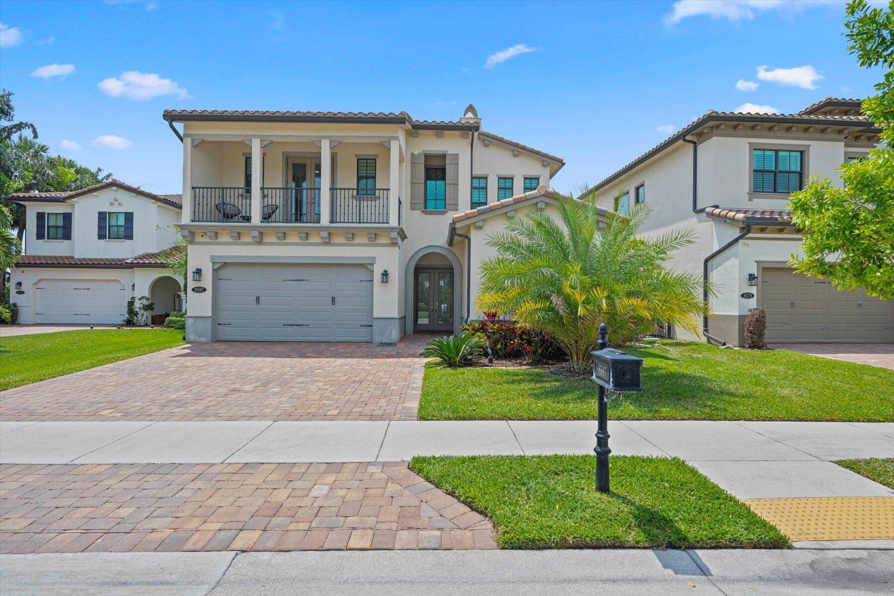 Welcome to the perfect family rental property at Palm Meadows Estates !