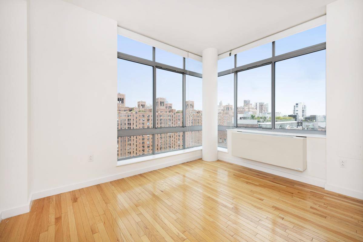 NO FEE SUNNY 2 Bedroom apartment with Empire State Views !