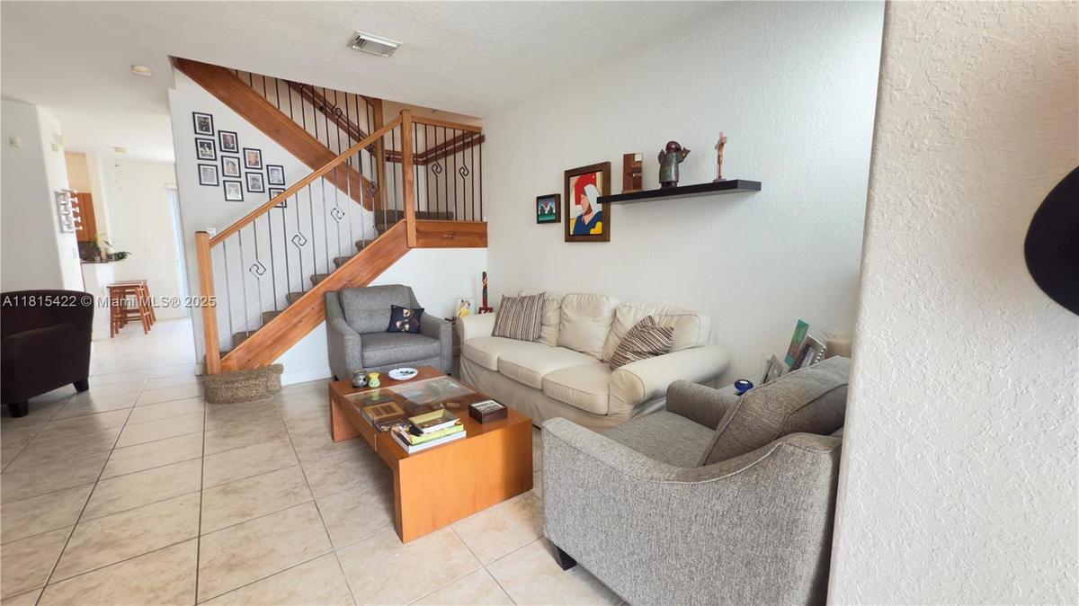 Formal Livingroom