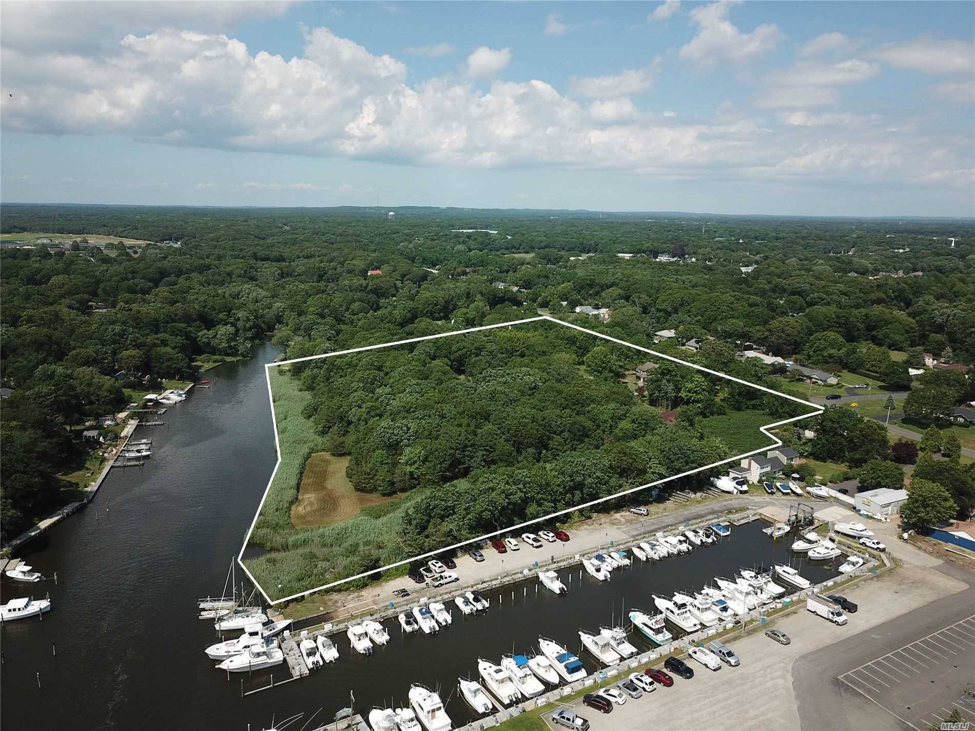 Build your own dream family waterfront compound, or a possible subdivision.