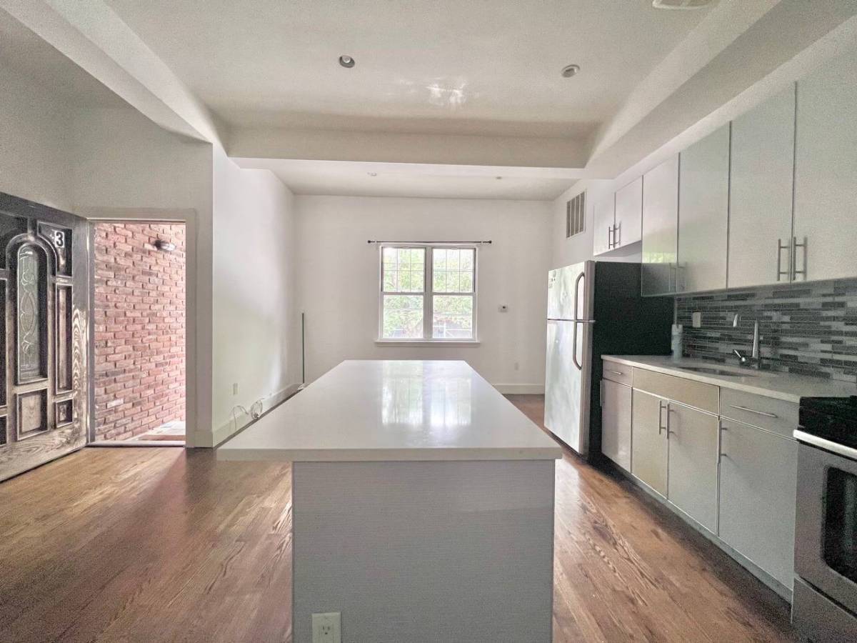 Gut renovated, fresh and modern luxury apartment is available in prime Bushwick.