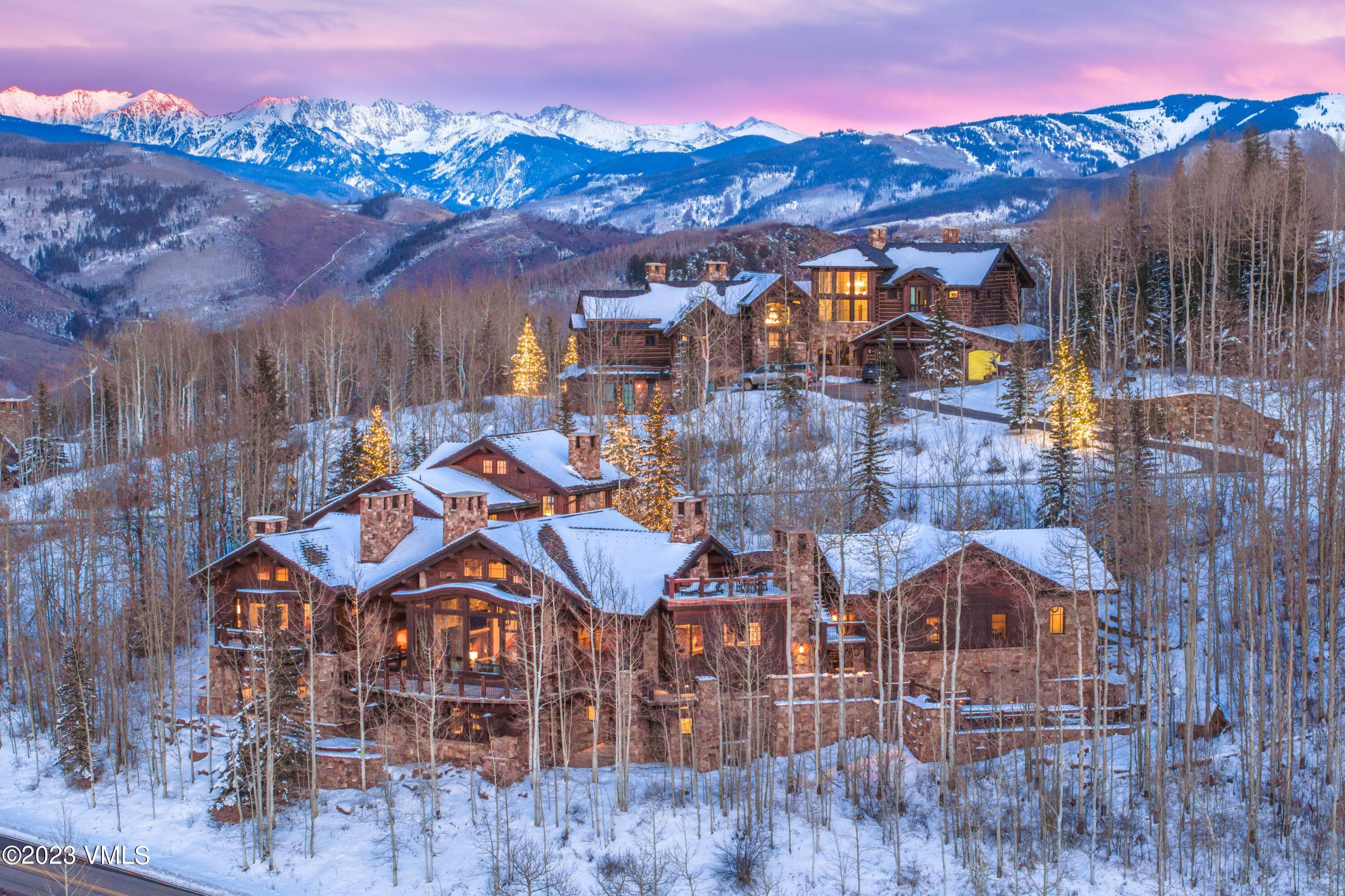 On the defining ridge between Beaver Creek and Bachelor Gulch, this palatial estate features stunning western views, authentic refinements, and ski accessibility via meandering homeowner ski ways.