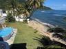 Vista de la propiedad, piscina y playa / Property, pool & beach view