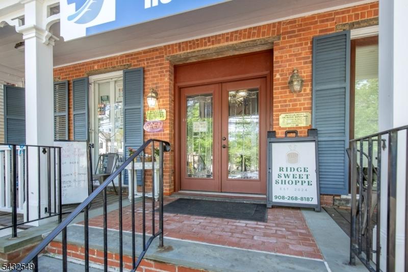 Front Porch in Town Center