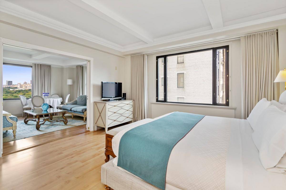 Enjoy Manhattan Central Park city views from various exposures as well as five star hotel services when you purchase this charming one bedroom one and one half bathroom apartment in ...