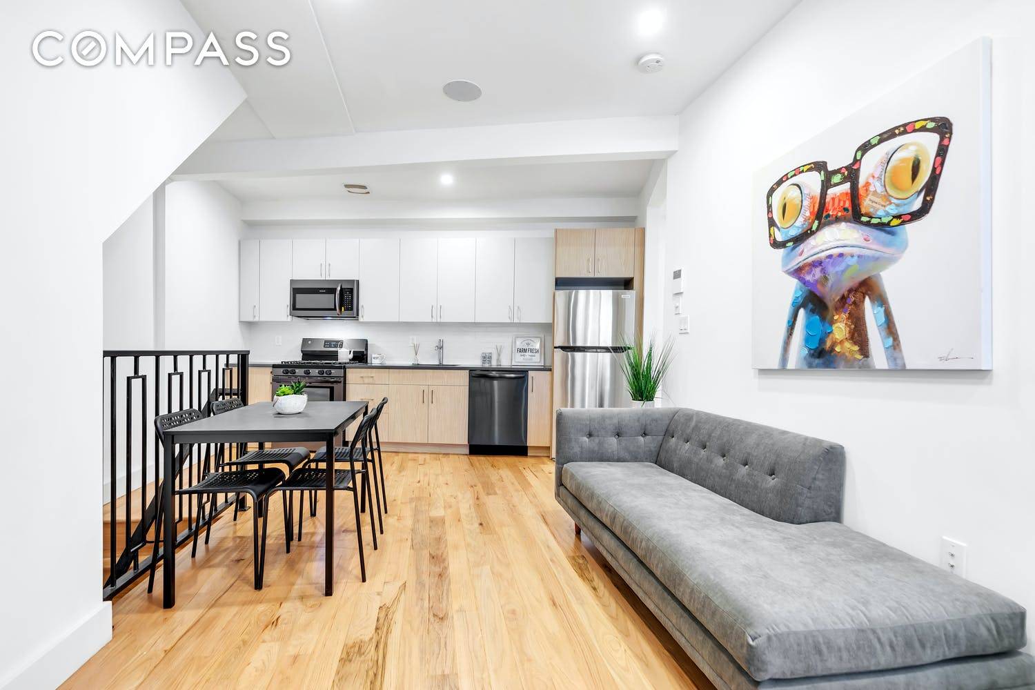 Greenpoint Duplex Expansive and Beautifully New 2BD 1.