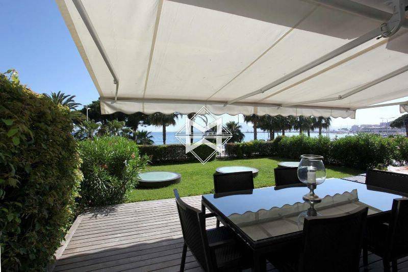 CANNES CROISETTE - Magnificent duplex with hanging gardens