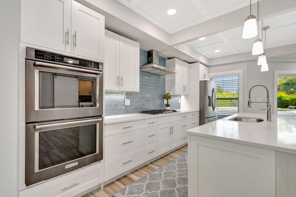 Completely Renovated Kitchen w/Gas Stove