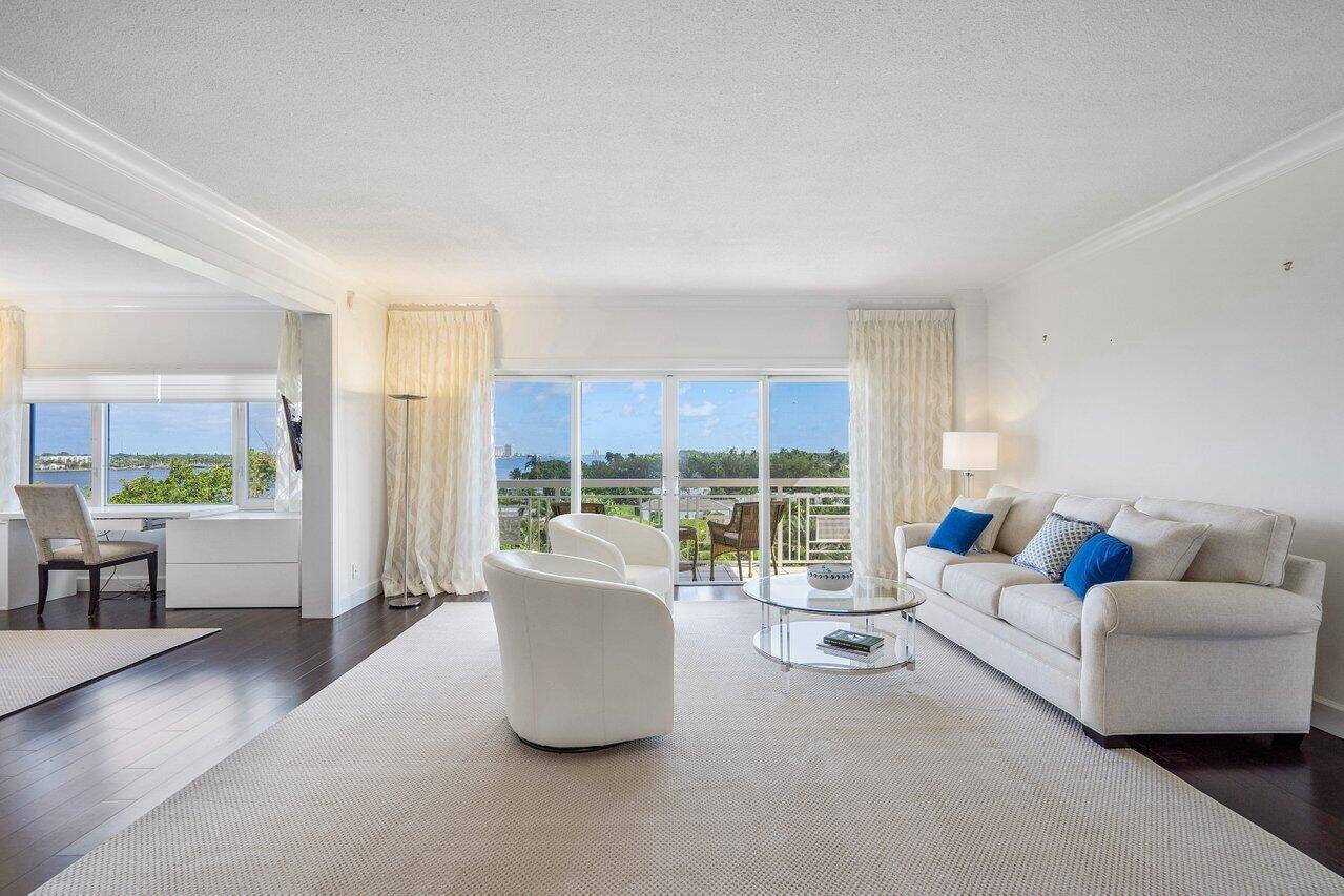 With stunning intracoastal views, this newly renovated and furnished 2 BD 2 BA could be yours this season !