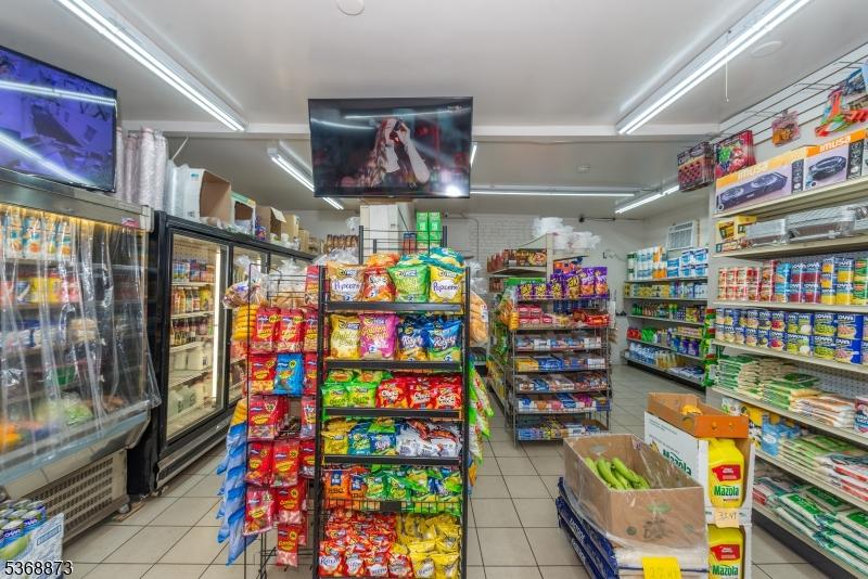STORE