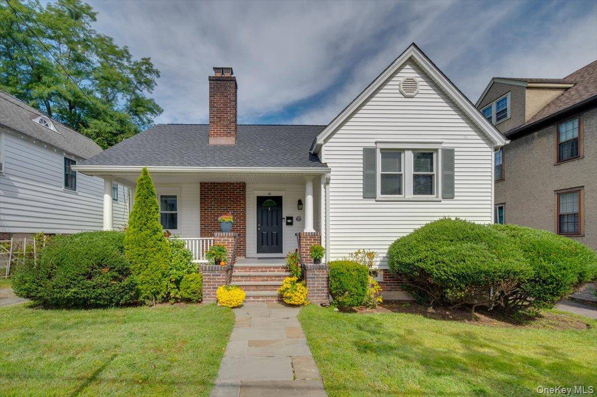 Welcome to this beautifully updated home in Harrison s highly desirable Station Park neighborhood.