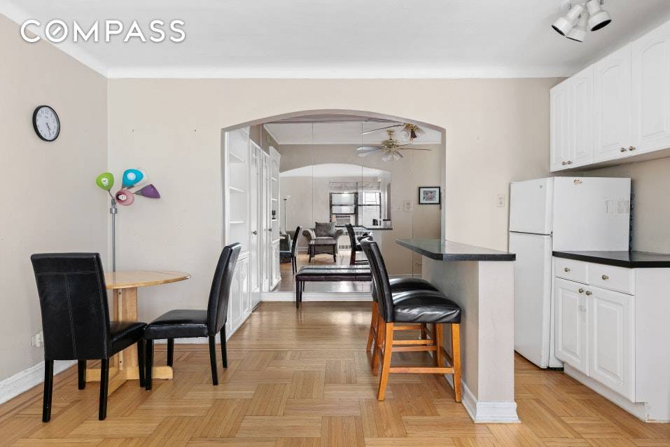 On the park ! Located in the beautiful 40 Prospect Park West, this incredibly spacious and well laid out 1 bedroom features original charm and character with details including arches, ...