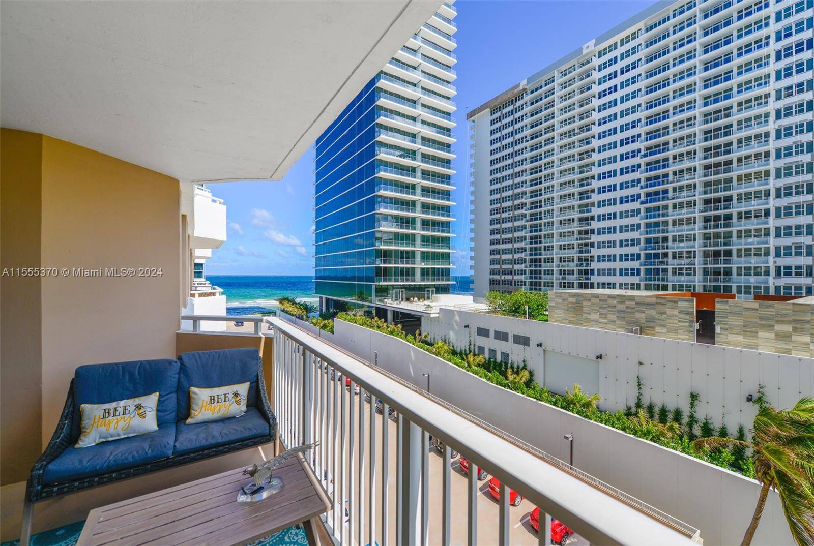 Remodeled 2 bedroom condo with southern ocean views from the patio and tile and wood floors throughout.