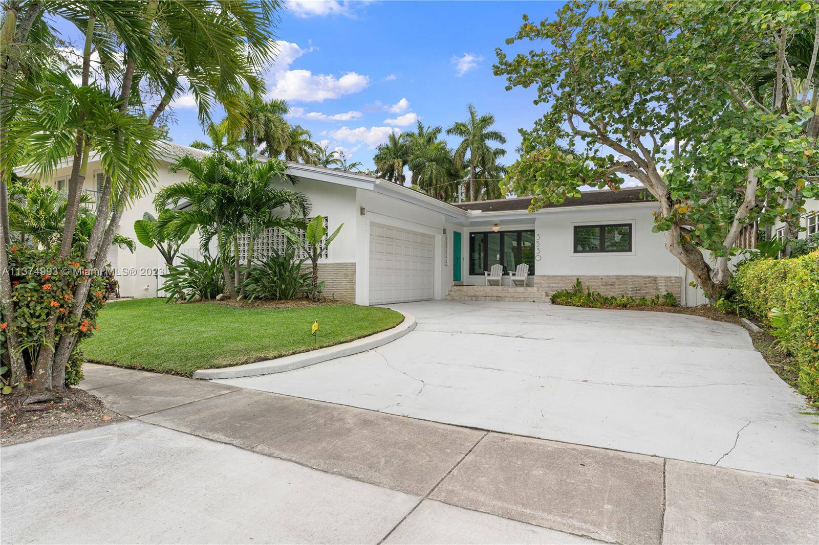 First time for sale, undergone comprehensive remodeling, re designed with the most detailed finishes, yet conserving the charm of a Coconut Grove home.