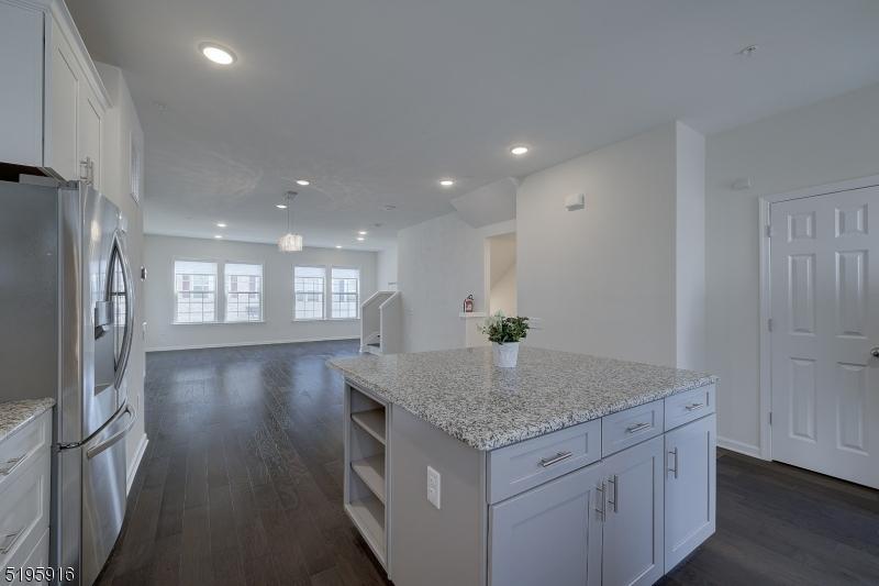 Chef's Gourmet Kitchen