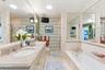 Guest Bedroom en-suite bath