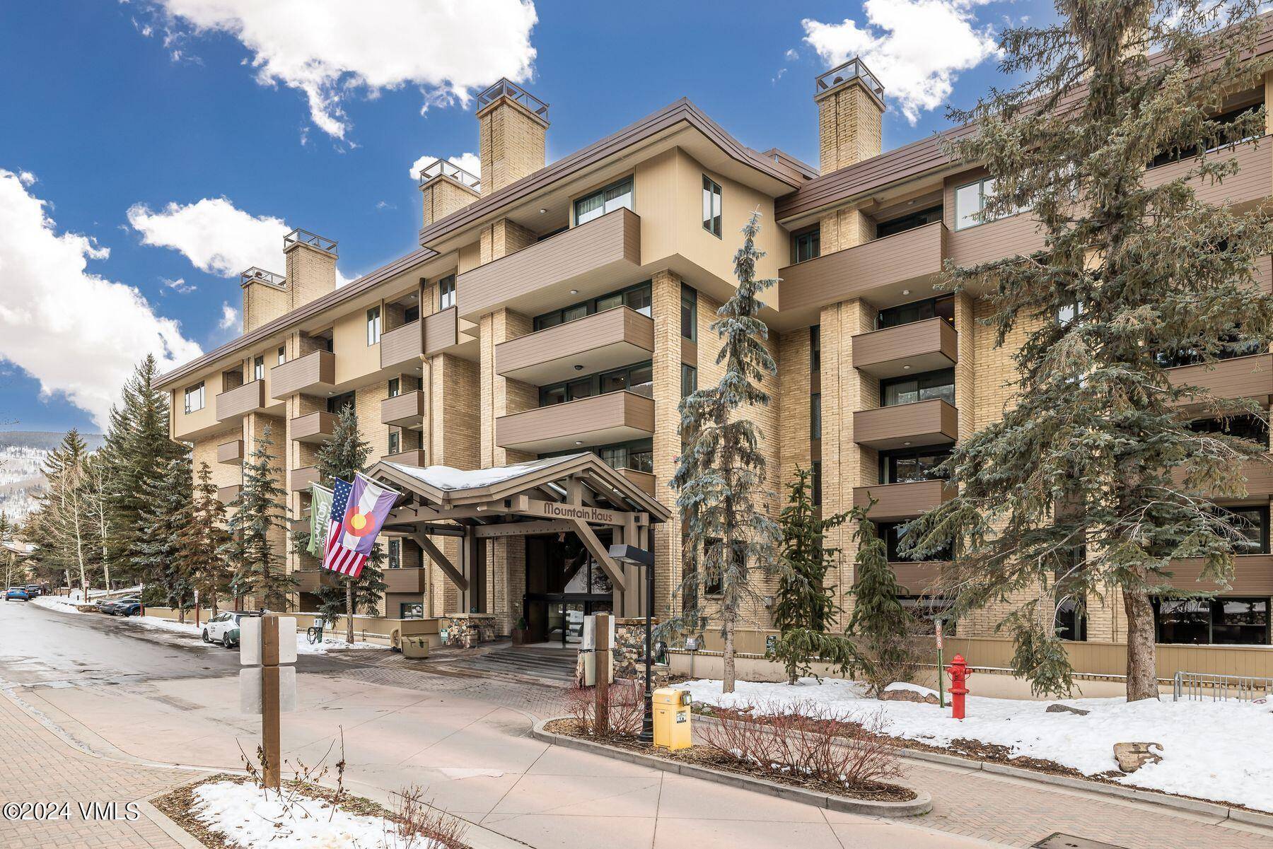 Nestled along Gore Creek in the heart of Vail Village, this 3 bedroom, 2 story platinum rated residence is a short walk to Gondola One.