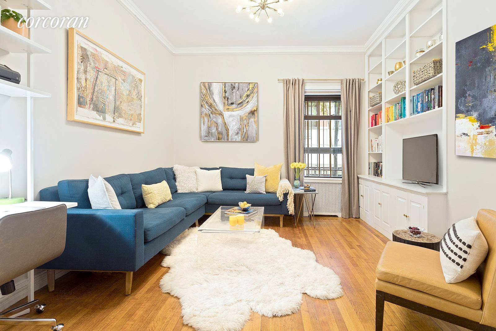 Now is your chance to own in prime Brooklyn Heights !