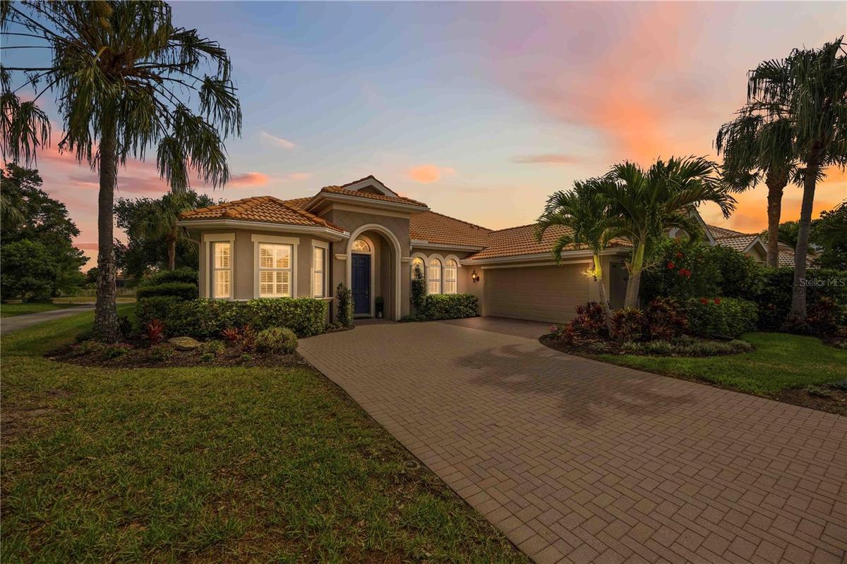 Welcome to 170 Montelluna Dr
