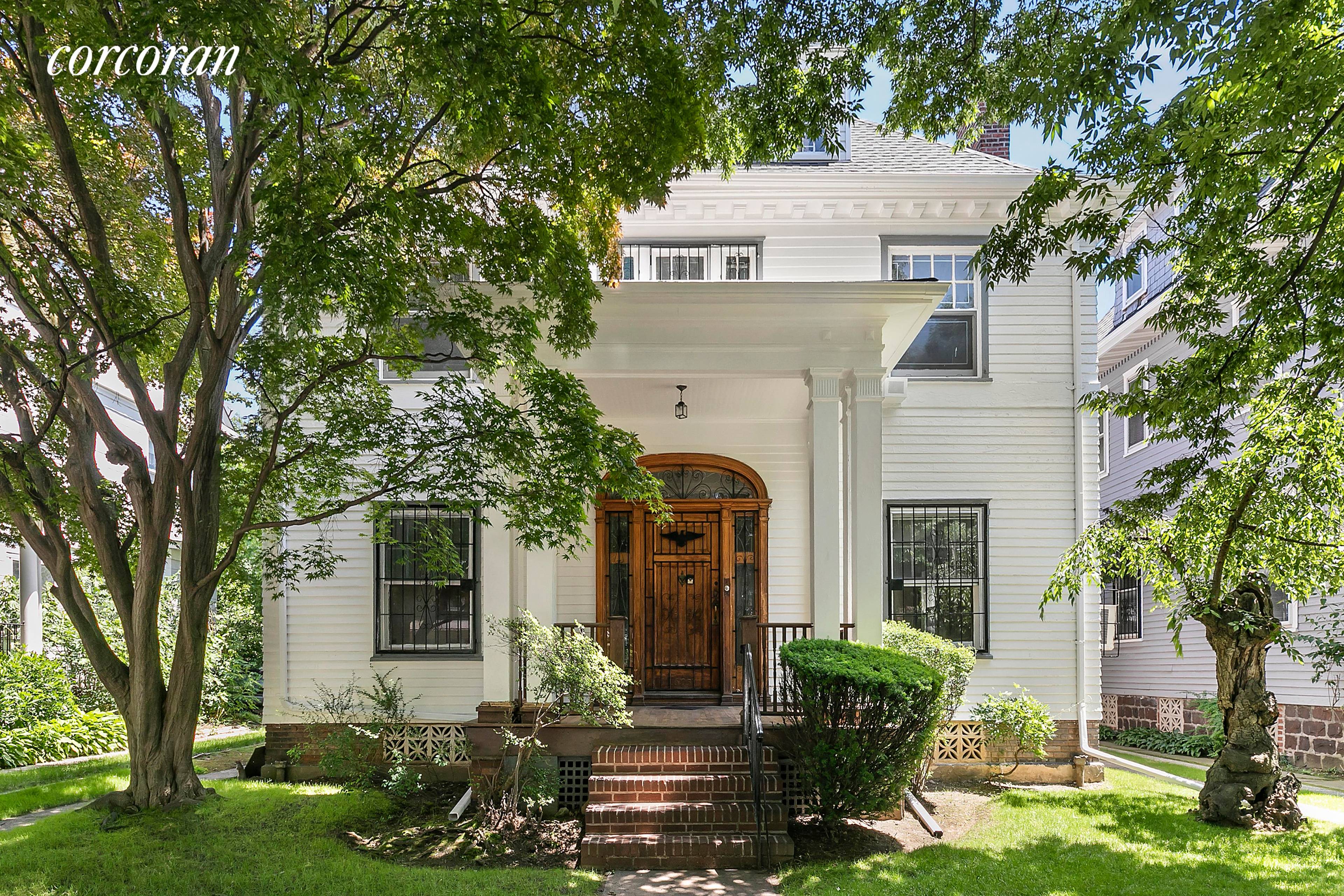 AS FEATURED AS HOUSE OF THE DAY ON BROWNSTONER.