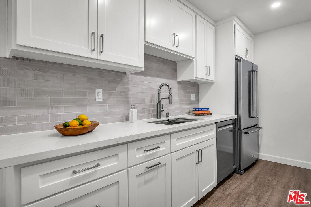 XL storage cabinets