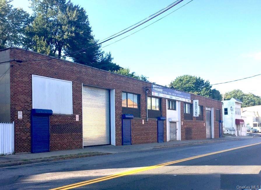 Prime Yonkers Location 14, 000 SF Building For Sale or Lease Can add full 2nd floor Retail Showroom Office Reception Waiting area 18' High Ceilings Two 16X14 drive in Bays ...