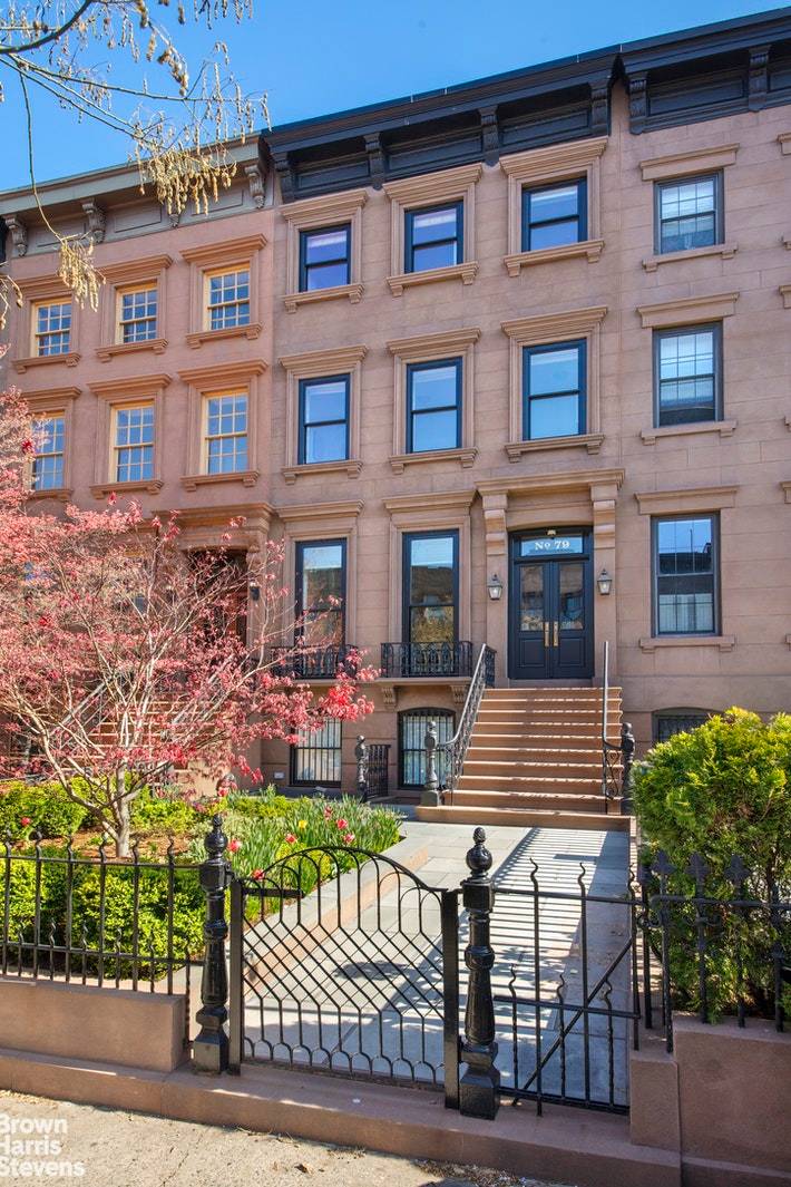 Situated on one of the most sought after blocks in all of brownstone Brooklyn, 79 2nd Place is a stunning 4 story home with grand proportions.