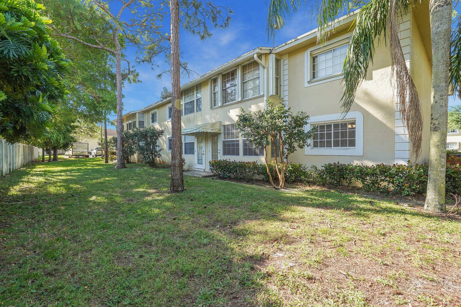 Located in the heart of Royal Palm Beach, this 2 bedroom, 2 bathroom condo offers convenience with its first floor unit and updated features, including sleek white kitchen cabinets contributing ...