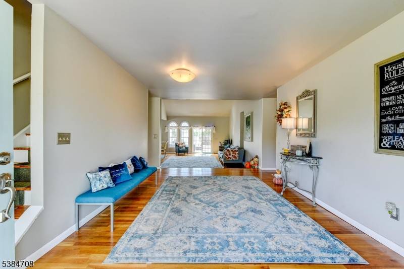 Custom Home set in a fantastic neighborhood, with a Unique Floor Plan.