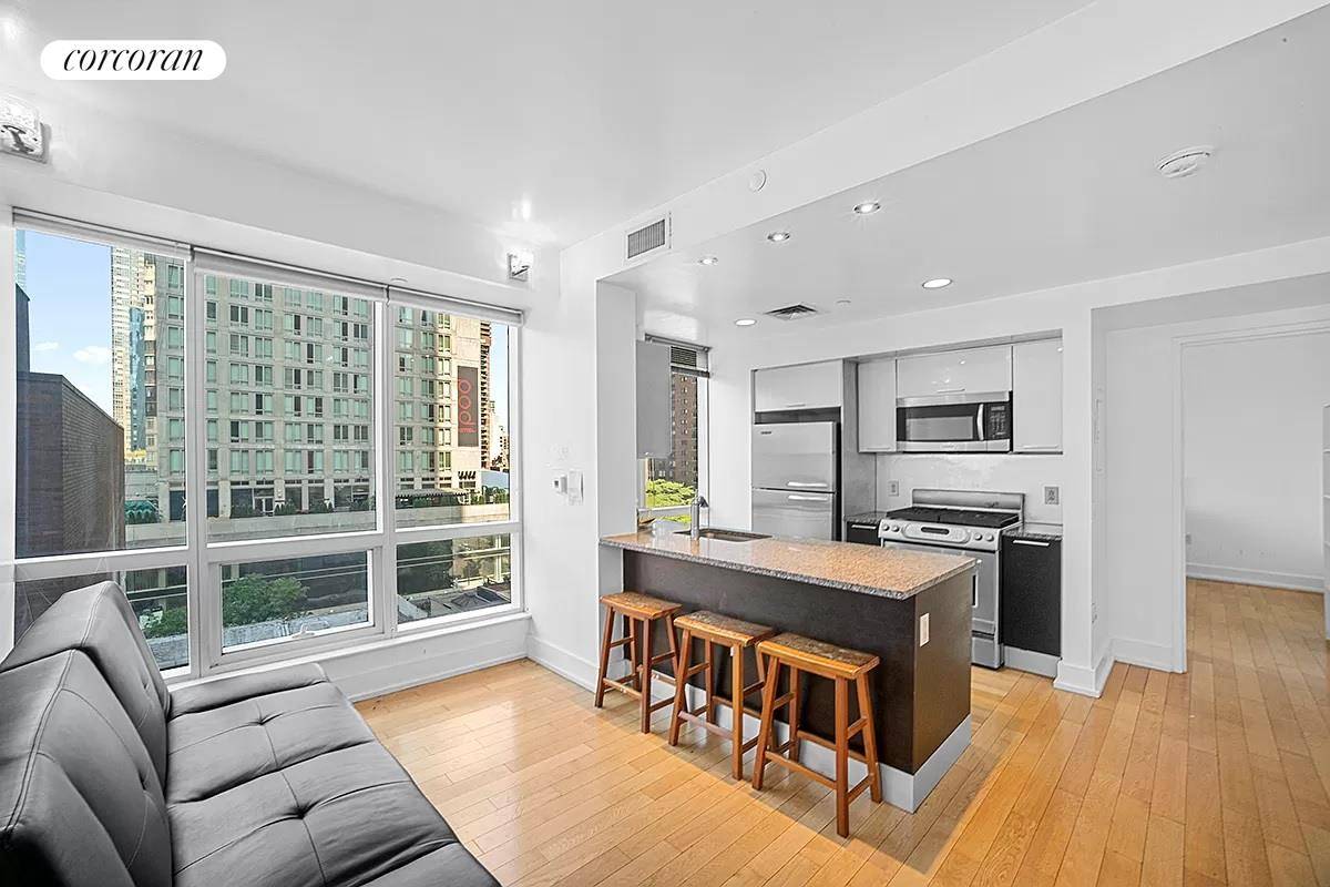 Airy 3 Bedroom 2 Bathroom apartment in a prime NYC location !
