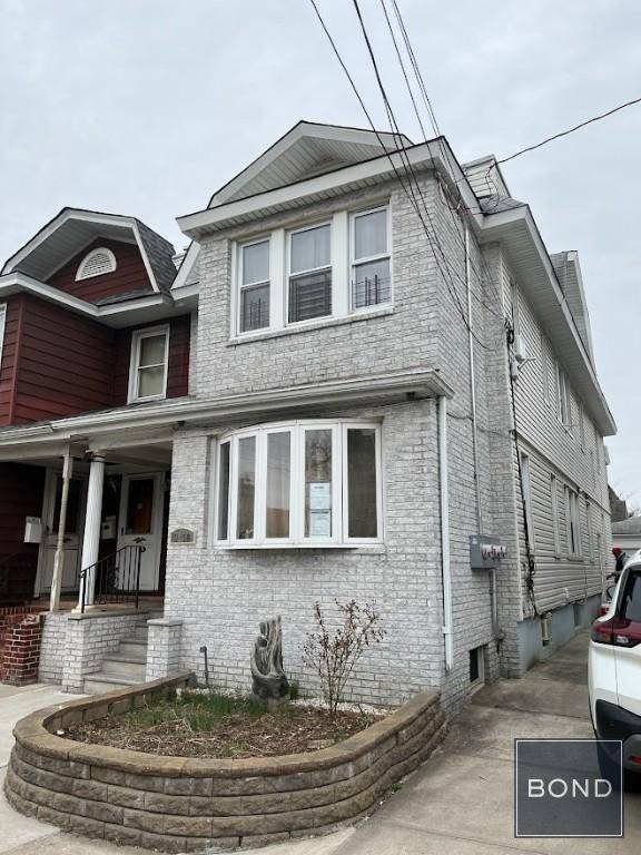 Investors Dream ! ! Legal two unit home One Unit is Occupied the other delivered VacantPotential 5 cap Features Backyard, Garage, finished basement Total TurnkeyUpdated electrical, heating and plumbing, new ...