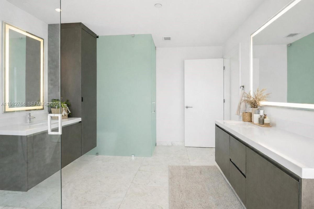 Virtual Staging