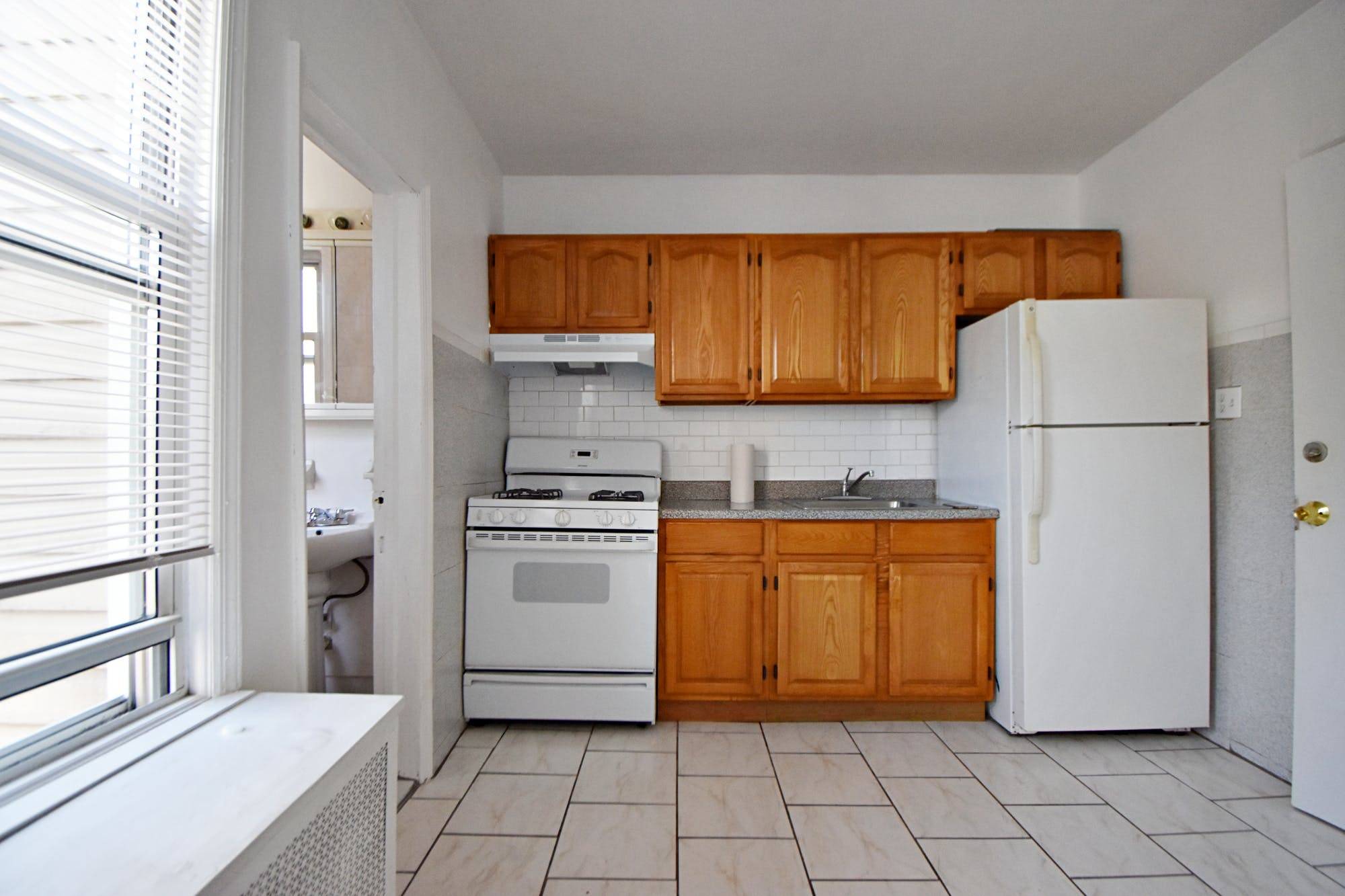 For videos of all our units go to instagram BrokeringBrooklyn To floor 6 room apartment !